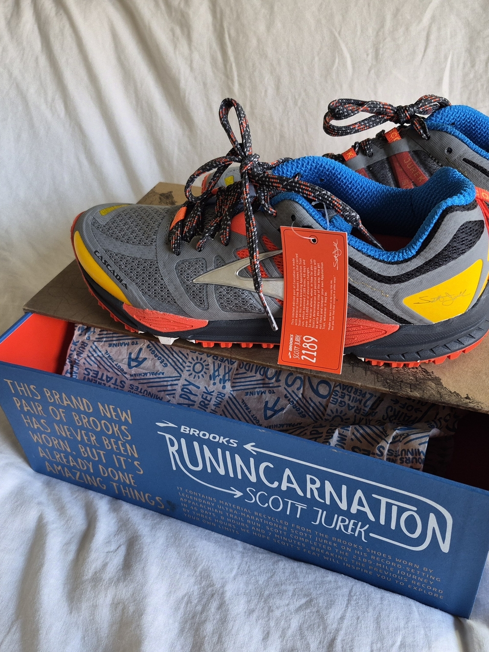 Selling these Brooks Cascadia - Scott Jurek limited edition shoes! BRAND NEW!